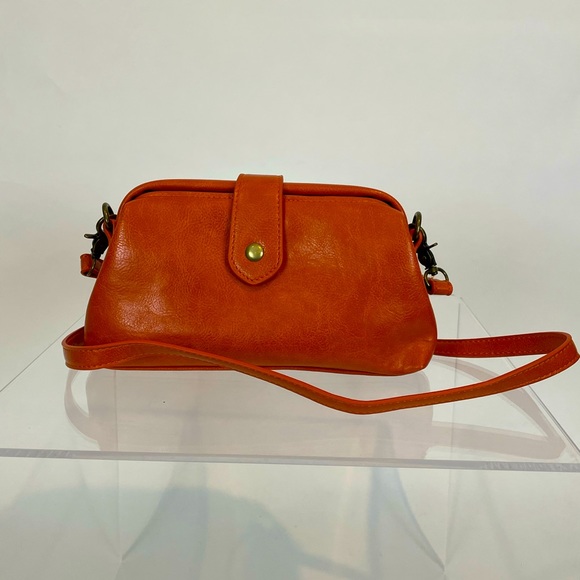ORANGE CLUTCH CROSSBODY BAG - Picture 1 of 11